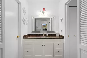 601 Knollwood Cir, Fontana, WI 53125 - Photo 10