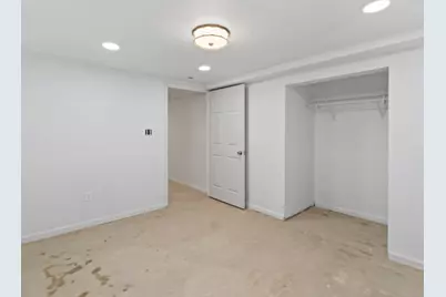 5549 N 33rd St, Milwaukee, WI 53209 - Photo 38