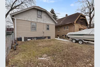5549 N 33rd St, Milwaukee, WI 53209 - Photo 42