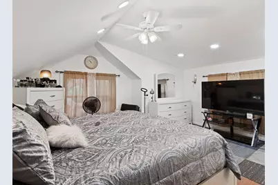 5549 N 33rd St, Milwaukee, WI 53209 - Photo 28
