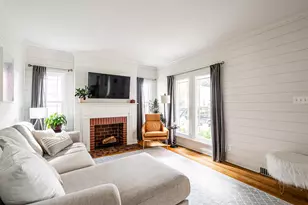 2938 N 70th St, Milwaukee, WI 53210 - Photo 10