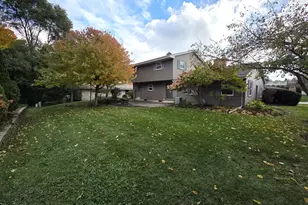 12720 W Verona Dr, New Berlin, WI 53151 - Photo 4