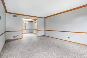 1617 Arapaho Ave, Grafton, WI 53024 - Photo 4