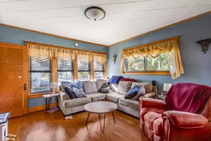 621 Marshall St, Manitowoc, WI 54220 - Photo 6