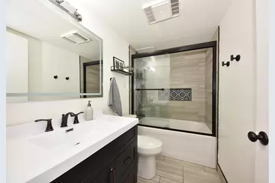 8643 N Servite Dr #112, Milwaukee, WI 53223 - Photo 6