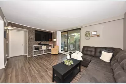 8643 N Servite Dr #112, Milwaukee, WI 53223 - Photo 2