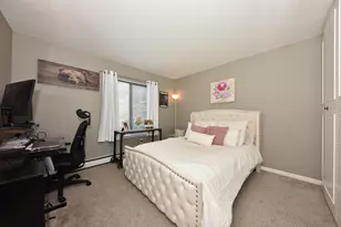 8643 N Servite Dr, Milwaukee, WI 53223 - Photo 10