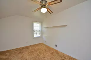 2365 N Calhoun Rd, Brookfield, WI 53005 - Photo 20