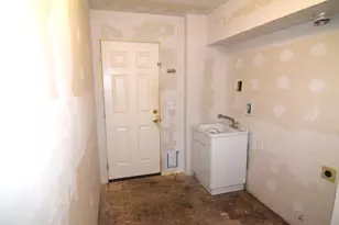 414 S Montgomery St, Watertown, WI 53094 - Photo 16