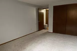 208 E Drexel Ave, Oak Creek, WI 53154 - Photo 16