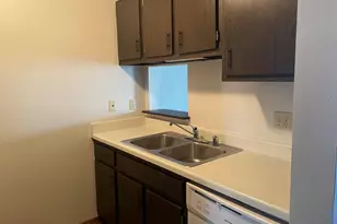 6179 W Cold Spring Rd, Milwaukee, WI 53220 - Photo 4