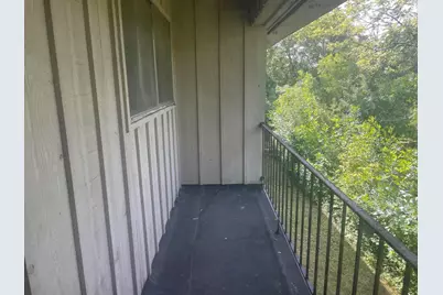 3811 S 35th St, Greenfield, WI 53221 - Photo 6