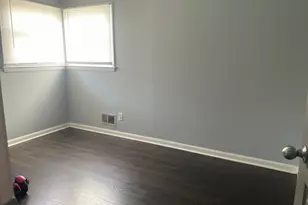 5800 N 83rd St, Milwaukee, WI 53218 - Photo 6