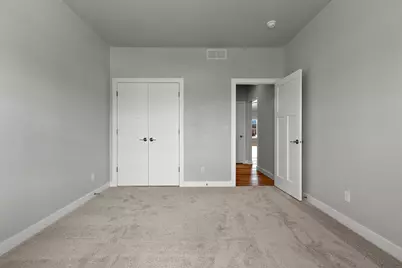 1925  Creekwood Ct, Manitowoc, WI 54220 - Photo 34
