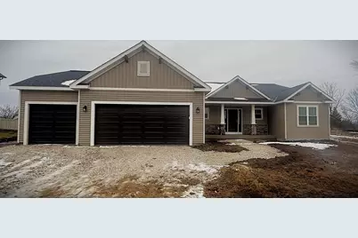 782  Golf Dr, Jefferson, WI 53549 - Photo 1