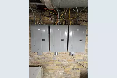 1824 W State St, Milwaukee, WI 53233 - Photo 16