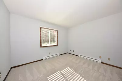 W169N11540  Biscayne Dr #3, Bldg 9, Germantown, WI 53022 - Photo 18