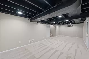 W204N9269 Lannon Rd, Menomonee Falls, WI 53051 - Photo 36