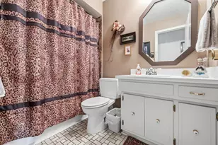 17849 Nassau Dr, Brookfield, WI 53045 - Photo 8