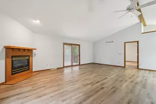 N165W19525 Partridge Path, Jackson, WI 53037 - Photo 8