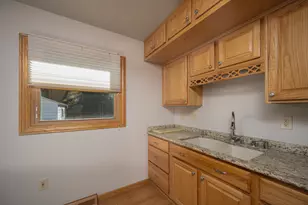 8627 W Ruby Ave, Milwaukee, WI 53225 - Photo 28