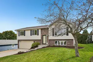 3315 Windsor Pl, West Bend, WI 53090 - Photo 4