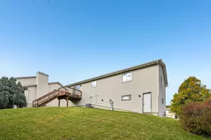 3315 Windsor Pl, West Bend, WI 53090 - Photo 40