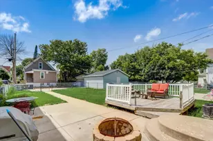 2029 N 28th St, Milwaukee, WI 53208 - Photo 4