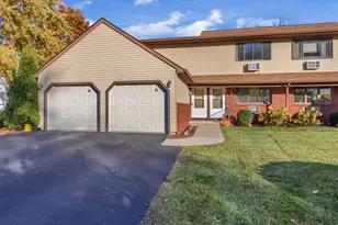 73 University Dr, Fond du Lac, WI 54935 - Photo 1