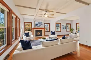 N66W12812 Corryton Ct, Menomonee Falls, WI 53051 - Photo 4