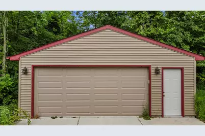 1701  Heather Ln, Racine, WI 53402 - Photo 20