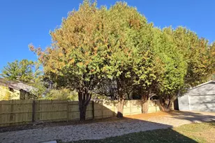 708 Pleasant Wood Dr, Kewaskum, WI 53040 - Photo 22