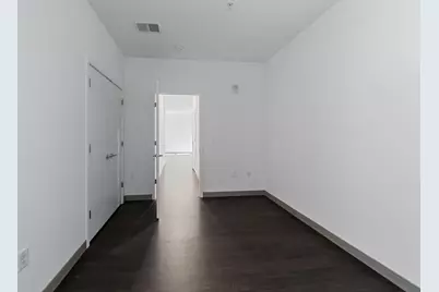 2420 E Capitol Dr #205, Shorewood, WI 53211 - Photo 10