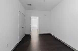 2420 E Capitol Dr, Shorewood, WI 53211 - Photo 10