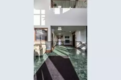 700 N 3rd St - #204, La Crosse, WI 54601 - Photo 4