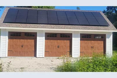 S94W14528  Ryan Dr, Muskego, WI 53150 - Photo 2