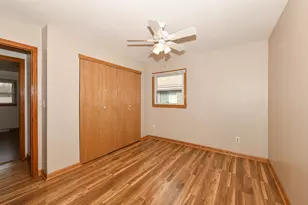 8069 N 105th St, Milwaukee, WI 53224 - Photo 14