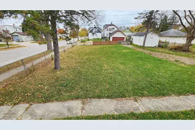 3733 W Fairmount Ave, Milwaukee, WI 53209 - Photo 8