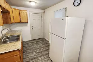 3733 W Fairmount Ave, Milwaukee, WI 53209 - Photo 20