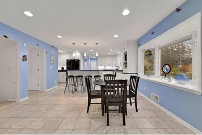 3285  Old Lantern Dr, Brookfield, WI 53005 - Photo 12