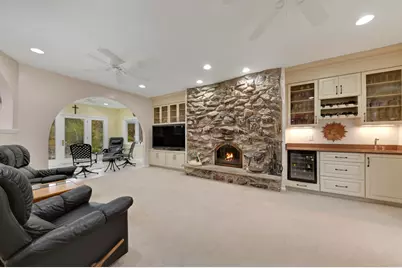 3285  Old Lantern Dr, Brookfield, WI 53005 - Photo 2