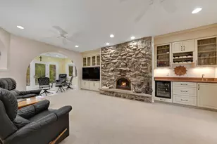 3285 Old Lantern Dr, Brookfield, WI 53005 - Photo 2