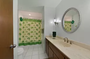 3285 Old Lantern Dr, Brookfield, WI 53005 - Photo 24