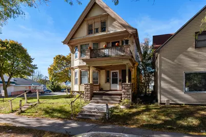 2905 N 16th St #2907, Milwaukee, WI 53206 - Photo 2