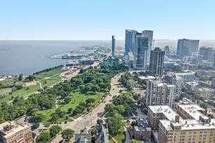 1313 N Franklin Pl, Milwaukee, WI 53202 - Photo 70