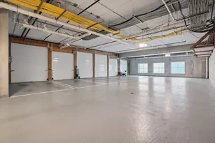 1313 N Franklin Pl, Milwaukee, WI 53202 - Photo 54