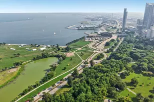 1313 N Franklin Pl, Milwaukee, WI 53202 - Photo 72