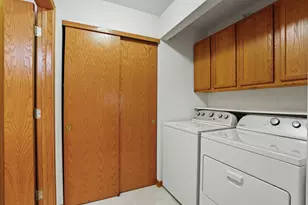 18425 Emerald Dr, Brookfield, WI 53045 - Photo 20