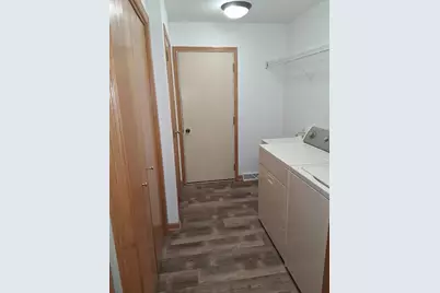 2735  Deer Creek Dr, Racine, WI 53406 - Photo 18