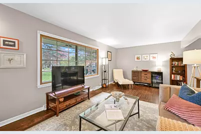 641 W Fairy Chasm Rd, Bayside, WI 53217 - Photo 4